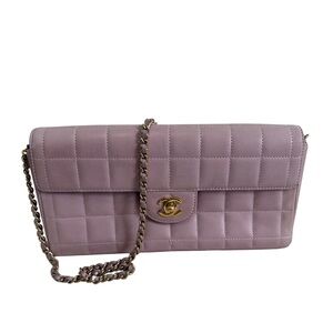 Chanel Pre-Owned Pink Leather Chocolate Bar East West Flap Bag